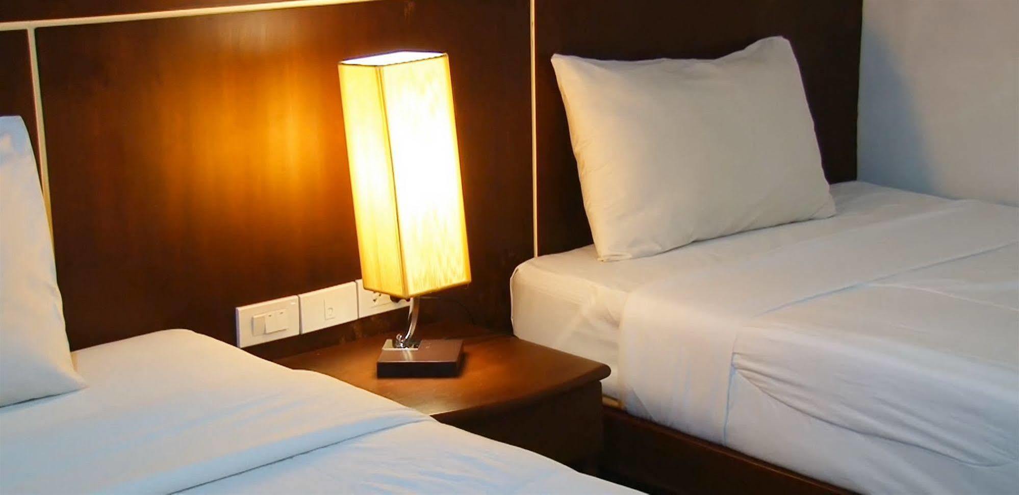 Sharaya Patong Hotel 외부 사진